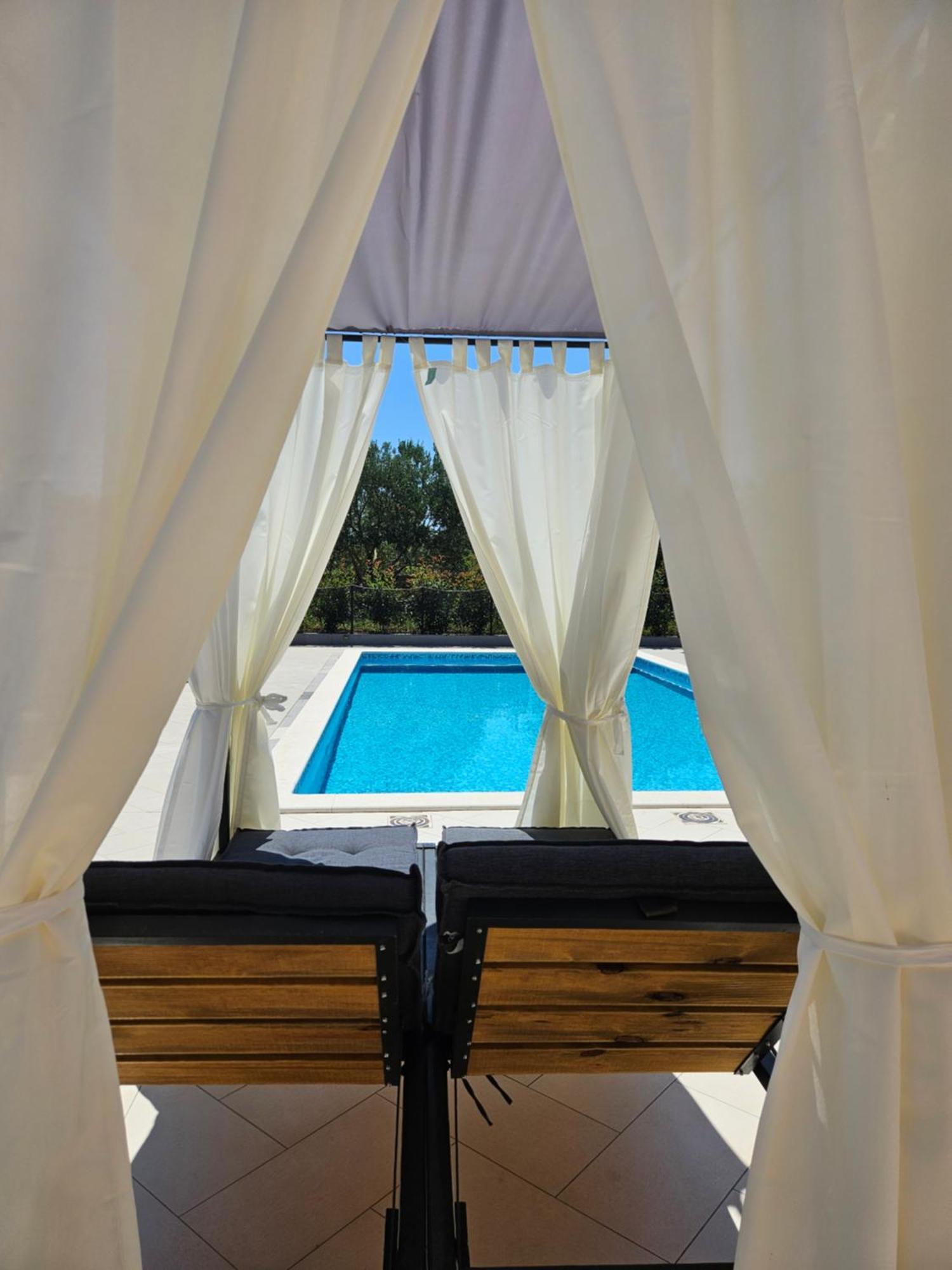 Apartments Matesic Ninski Stanovi Екстериор снимка